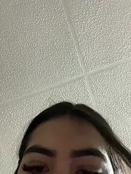 cherry_skinnyy_ webcam