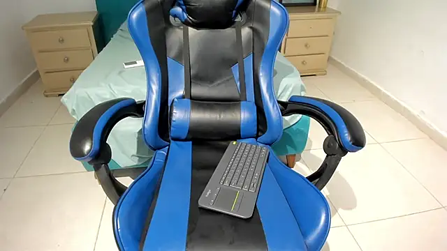 chriss_jones1 webcam