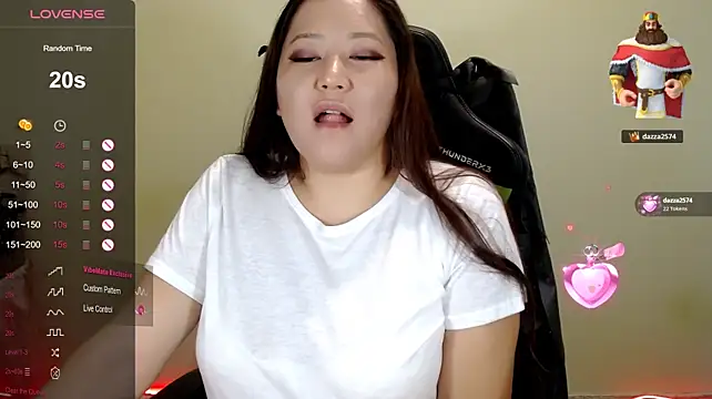 LisaAsianFlower webcam