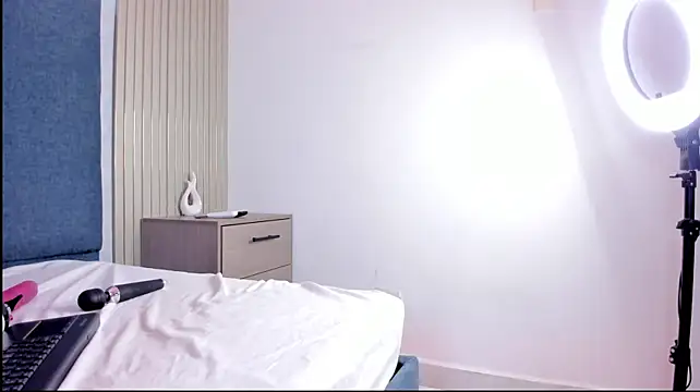 Ivybloom_ webcam