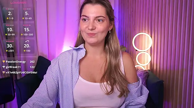 LucreciaStorm live cam on StripChat