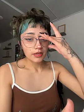baby_akuma_ webcam