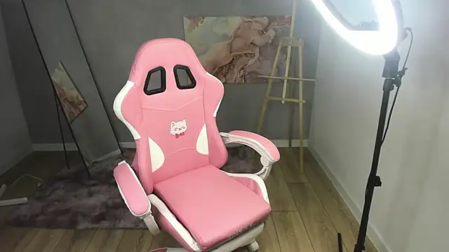 JuliaShyy webcam