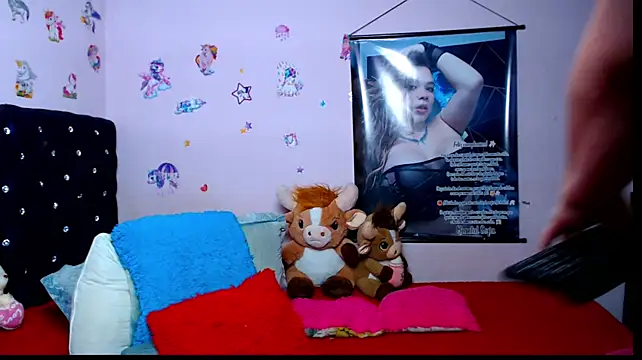 ShantalsSecret webcam