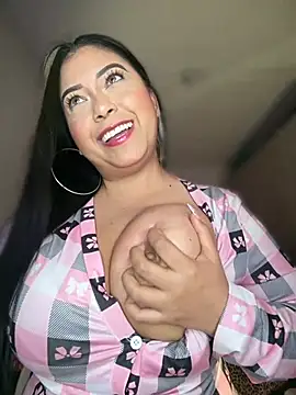 cami_ortiz__ webcam