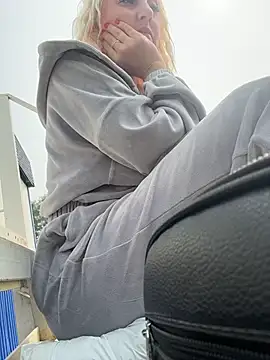 MerlinDave live webcam
