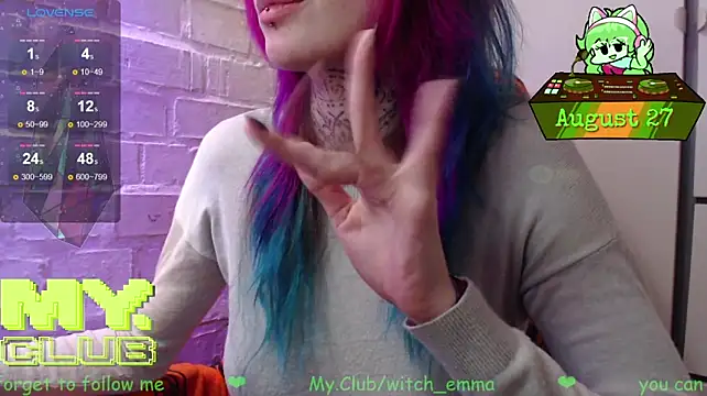 Witch_Emma webcam
