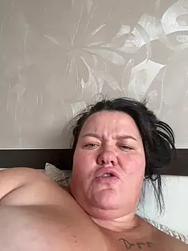 SunnyLeila2101 webcam