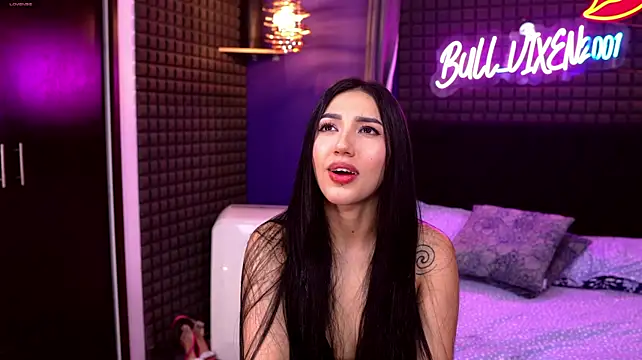 bull_vixen2001 (Ask my age) - naked