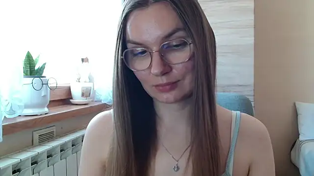 LooveELLYx webcam