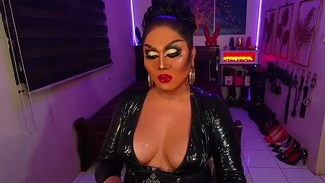 xCumOnOverMex webcam