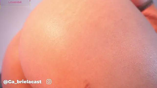 ga_briela1 webcam