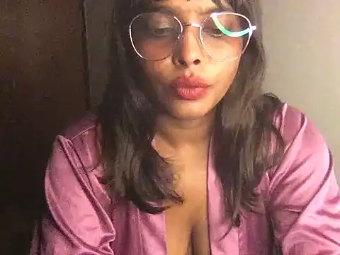 raveena_hot webcam