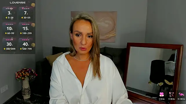 Alisa_Allisen live cam on StripChat
