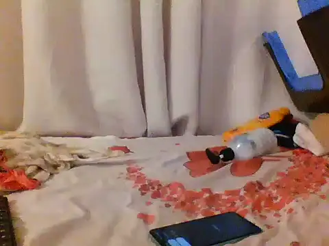 Goldy_petite webcam
