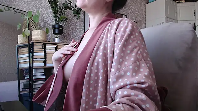 Koreanowner live cam on StripChat