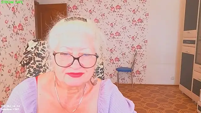Maya_Mayflower webcam