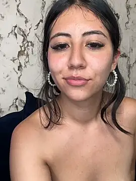 Lunaliaa_ webcam