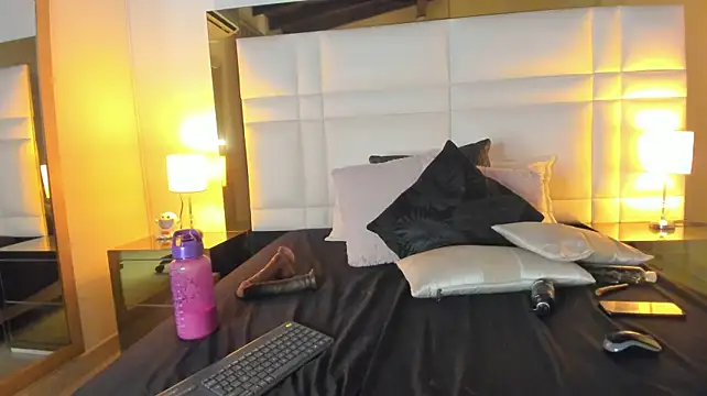 Brenda_Thomp webcam