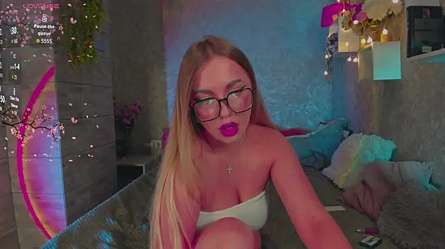 Mika_Rayy webcam