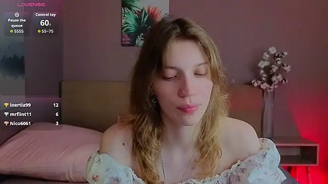 Emily_Cartex