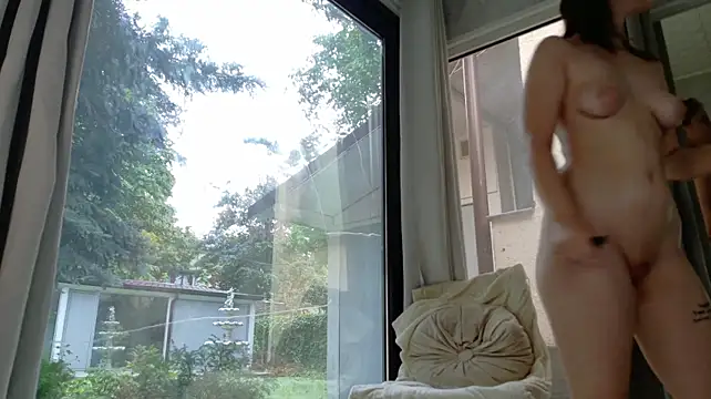 ScarletFlameee webcam