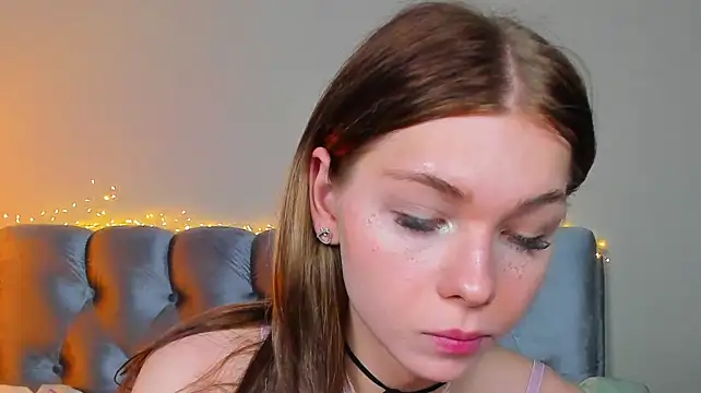 Blondy_Fina webcam