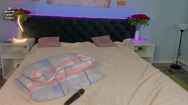 Mary_Wester webcam