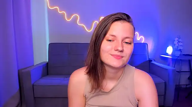 MelindaTin live cam on StripChat