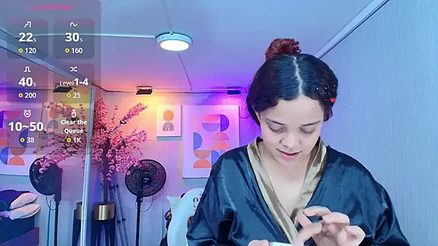 Maggy_t18 webcam