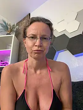 AnnikaRose webcam