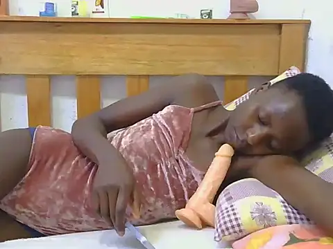 zuhura69 webcam