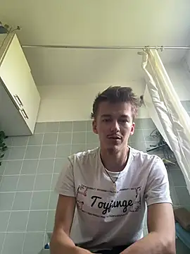 Toyjungee's live cam