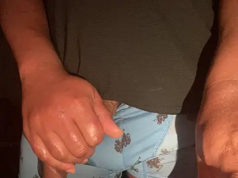 ThickDick_Daddy webcam