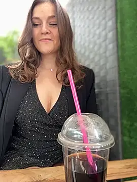 CrazyTori live webcam