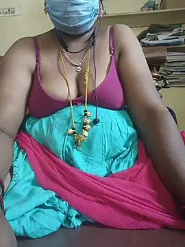 tamil-kamakanni live cam on StripChat