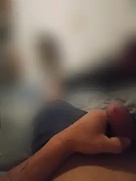 enoc369 live cam on StripChat