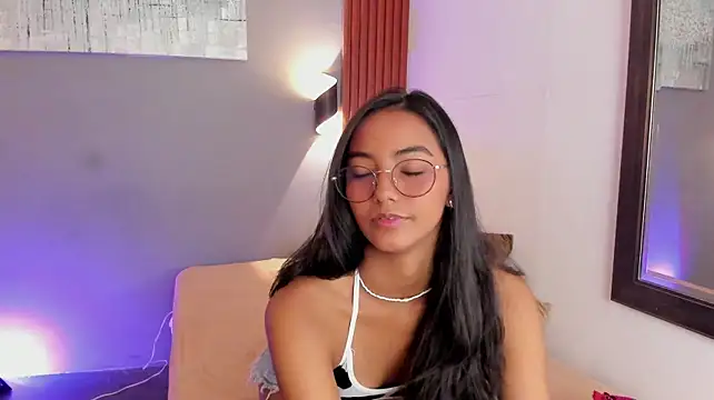 Stephanni_ live cam on StripChat