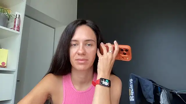 Omelvia live cam on StripChat