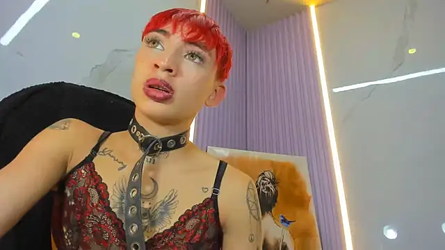 Mila_Leon webcam