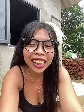 Hikomy- live cam on StripChat