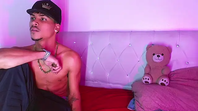 Angel_foxc13 webcam
