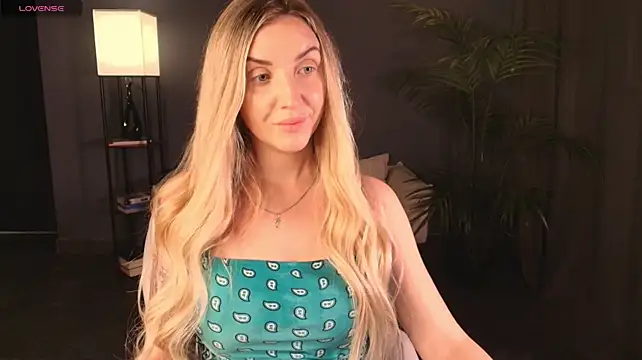 White_F0x webcam