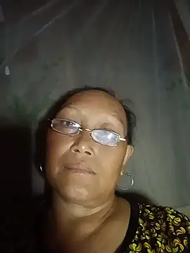 Juhi_09 webcam
