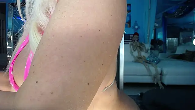 ADRIANNA_FOX webcam