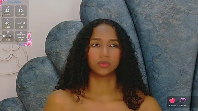 Chloe-Rose- live cam on StripChat