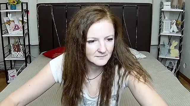 MeganPirs live cam on StripChat