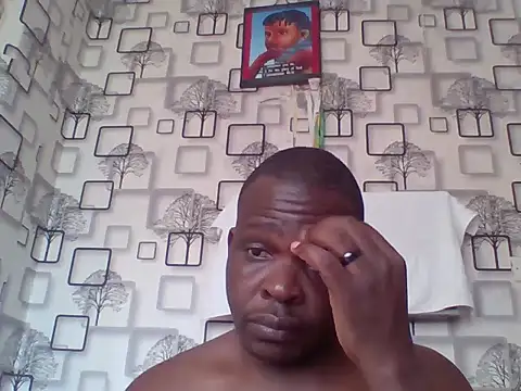 Chumba_001 live cam on StripChat