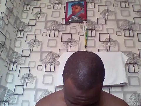 Chumba_001 live cam on StripChat
