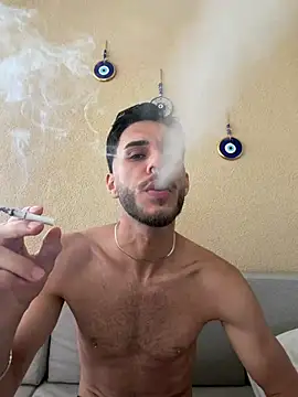 suissegigolo1's live cam